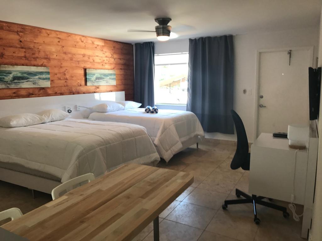 Wave Beach Vacation Rentals 폼파노 비치 객실 사진