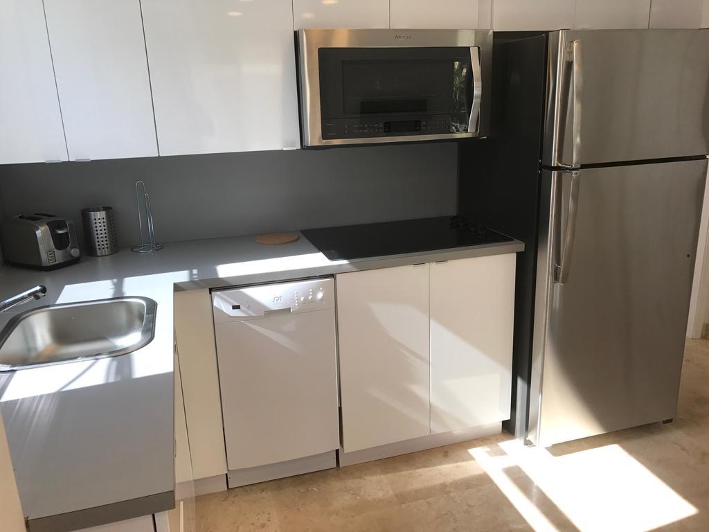 Wave Beach Vacation Rentals 폼파노 비치 객실 사진