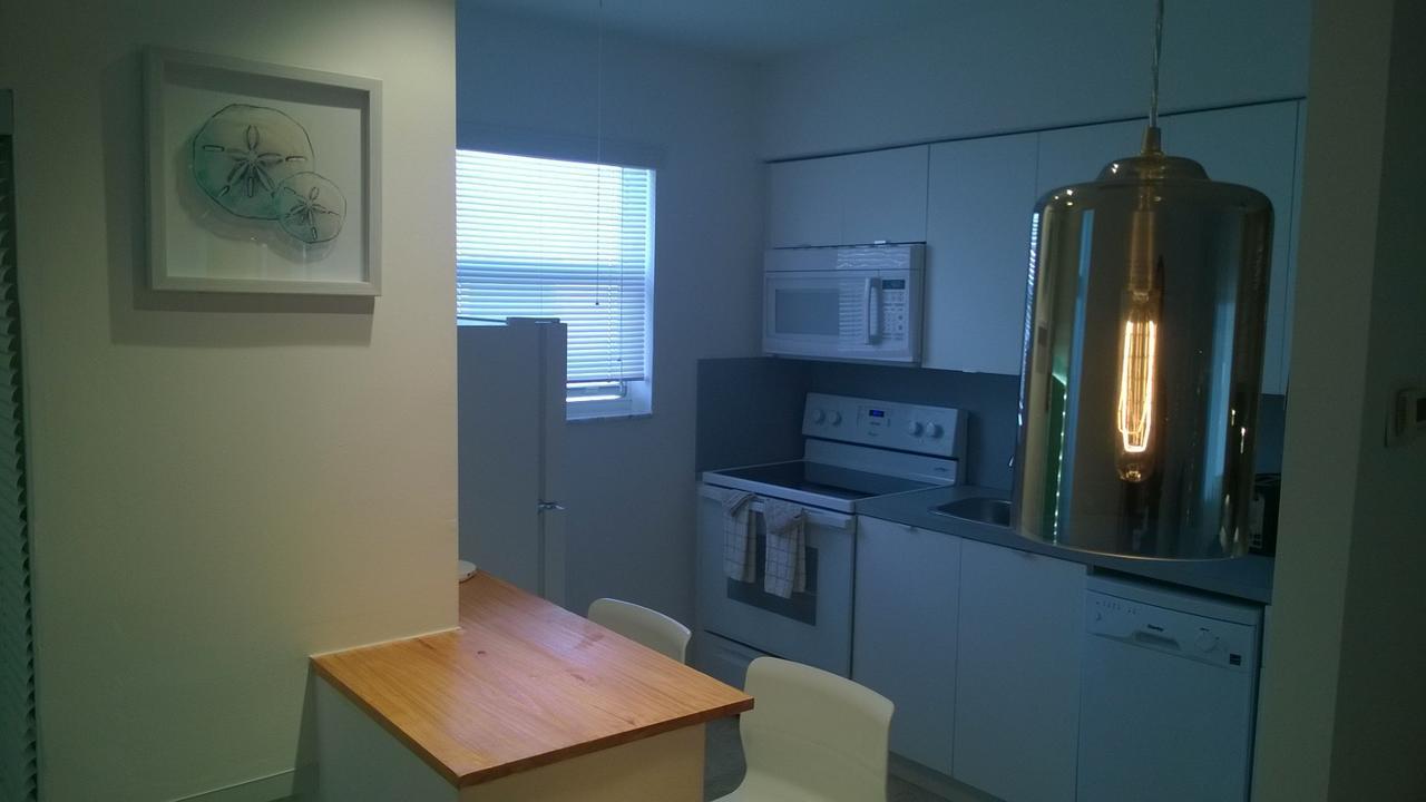 Wave Beach Vacation Rentals 폼파노 비치 외부 사진