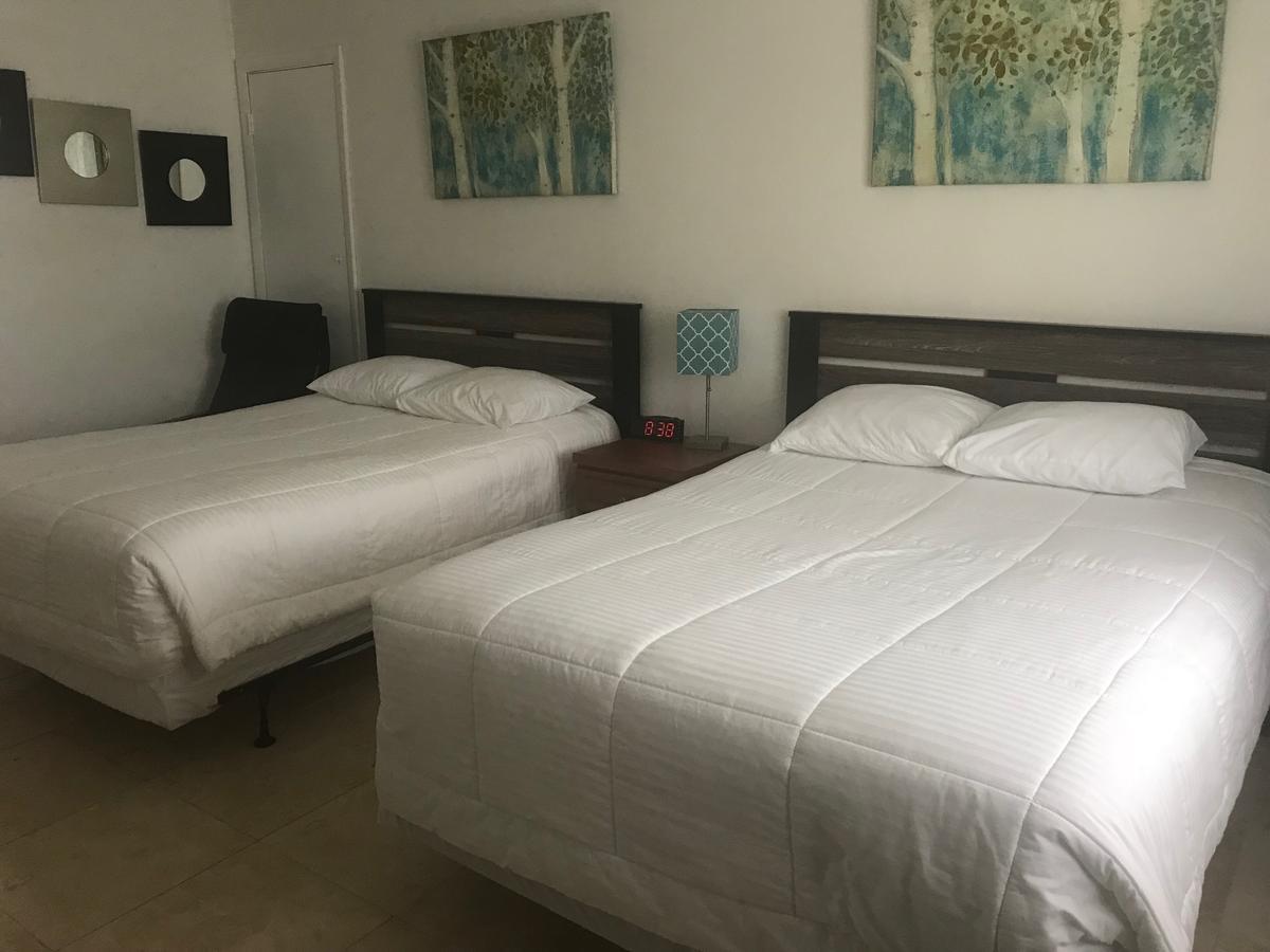 Wave Beach Vacation Rentals 폼파노 비치 외부 사진