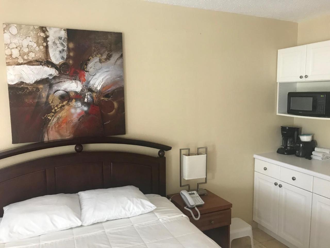 Wave Beach Vacation Rentals 폼파노 비치 외부 사진