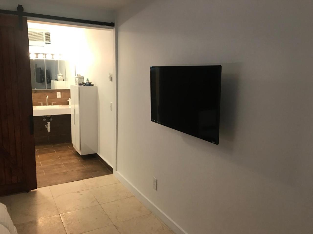 Wave Beach Vacation Rentals 폼파노 비치 외부 사진