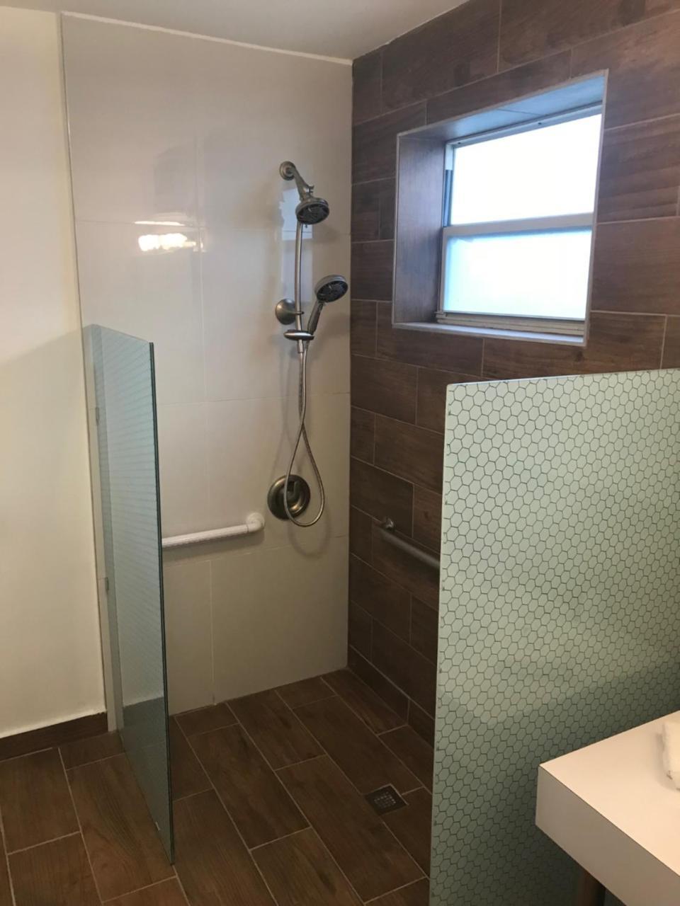 Wave Beach Vacation Rentals 폼파노 비치 외부 사진