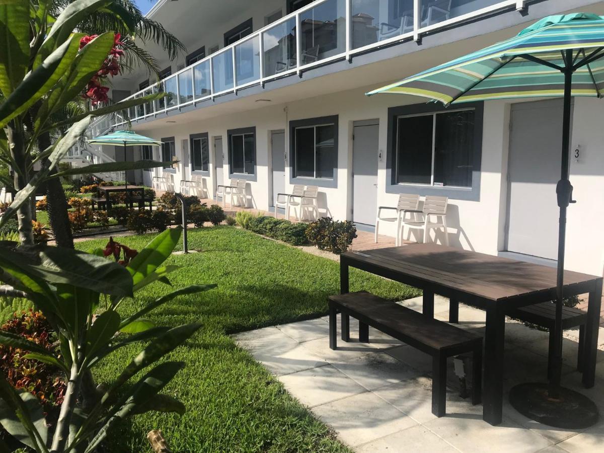 Wave Beach Vacation Rentals 폼파노 비치 외부 사진